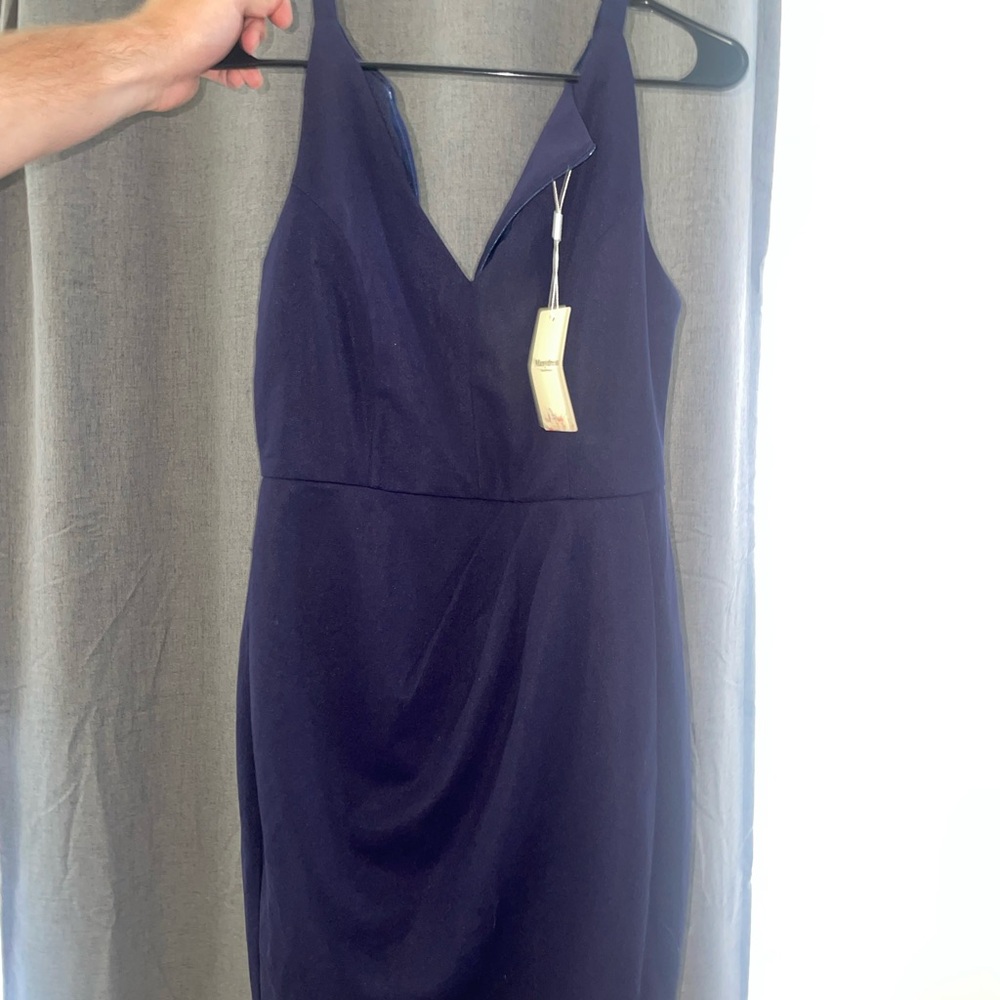 Elegant Navy Blue Sleeveless Dress